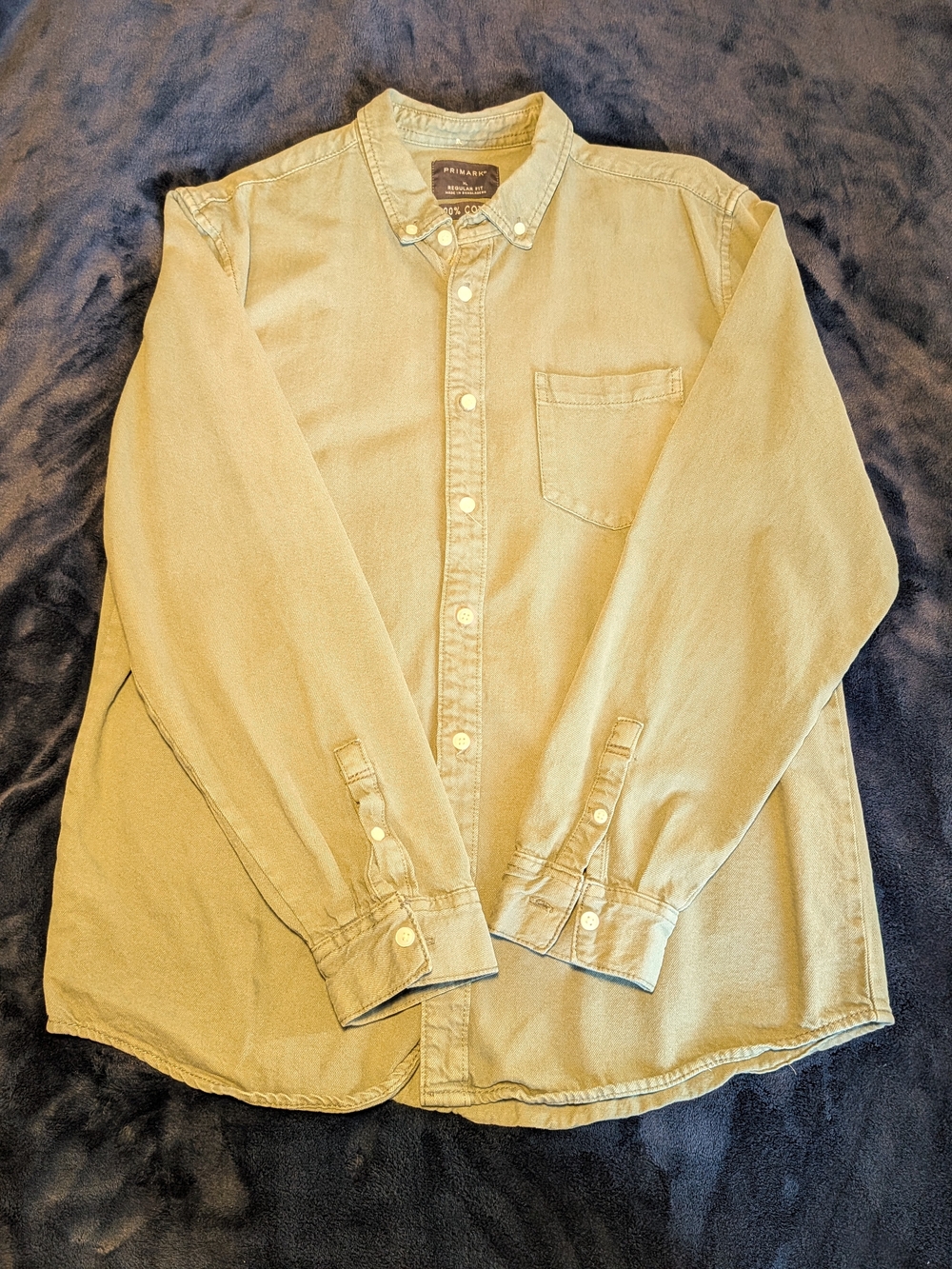 Primark Men's Long-Sleeve Button-Down Shirt in Light Tan